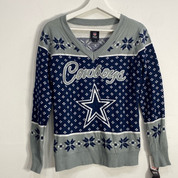 NFL Dallas Cowboy's Christmas Sweater Size Small V-neck - Picture 1 of 11